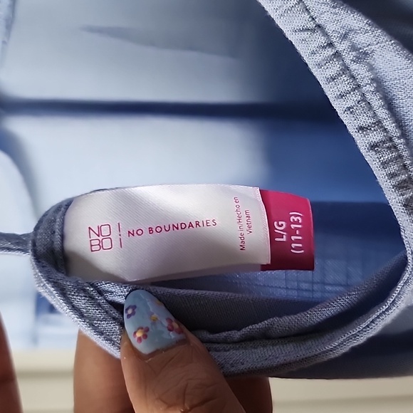 No boundaries light blue linen like  tank top sz L(11-13) - Picture 3 of 4